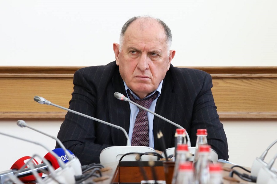Абдулмуслим Абдулмуслимов провёл заседание Оперативного штаба